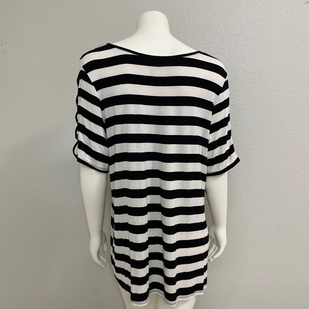Per Seption Woman Cold Shoulder Top - Picture 4 of 7